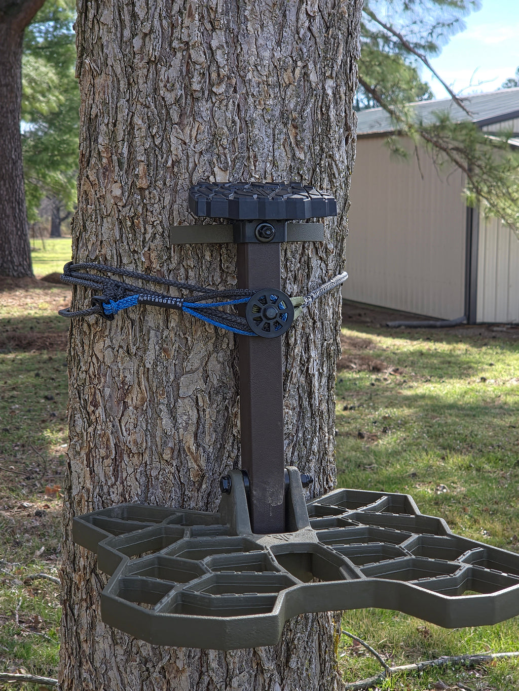 The R.A.I.D. ELEVATE Climbing stick aider (SINGLE STEP) ASCEND (DOUBLE STEP) SUMMIT (TRIPLE STEP)